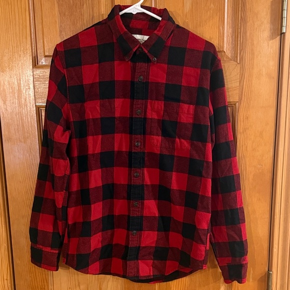 Abercrombie & Fitch flannel button down men size small . - Picture 1 of 7